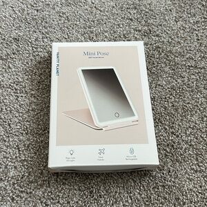 Vanity Planet Mini Pose LED Travel Mirror in Blush Pink